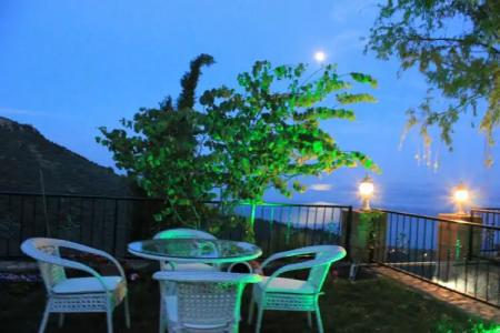 Assos Kartal Yuvasi Boutique - 9