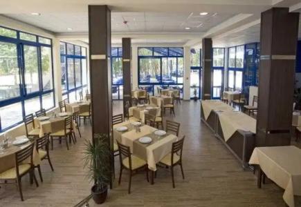 Blue Sky - & Parking - 18