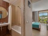 Standard Double room with balcony and with partial sea view