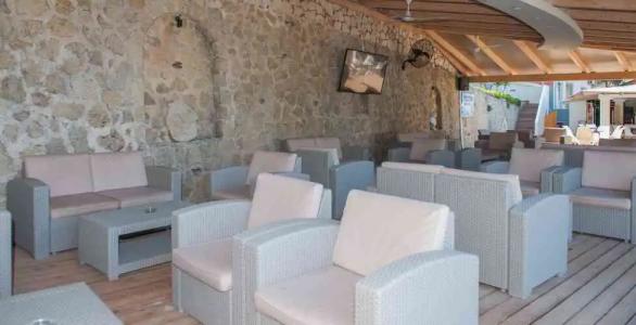 Blue Princess Beach & Suites - 18