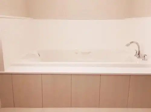 Holiday Inn Express & Suites SURREY by IHG - 0