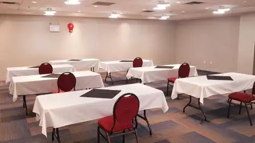 Holiday Inn Express & Suites SURREY by IHG - 31