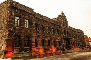 Cheltikov Hotel, Kars