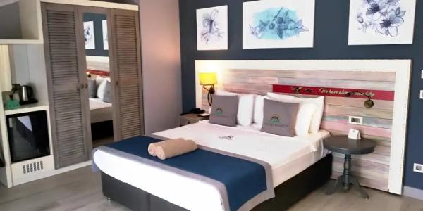 Michelangelo Boutique - 106