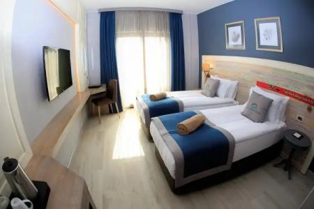 Michelangelo Boutique - 102