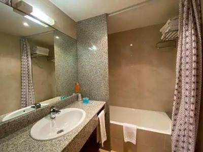 Somriu City M28 - 73