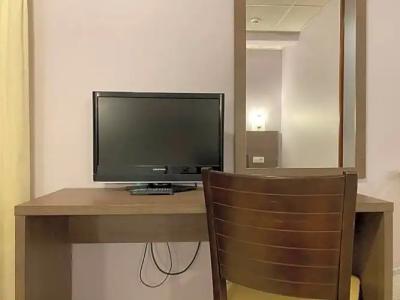 Somriu City M28 - 28