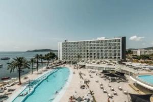 The Ibiza Twiins Hotel, Playa d'en Bossa