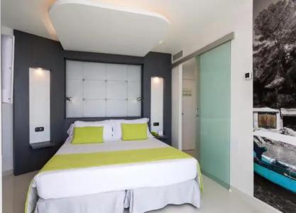 The Ibiza Twiins - 2