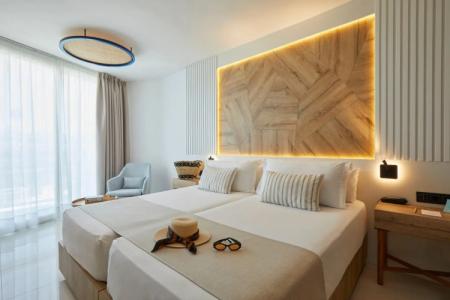 The Ibiza Twiins - 37