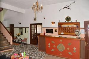 Miranta Hotel - Apartments & Studios, Aegina Town