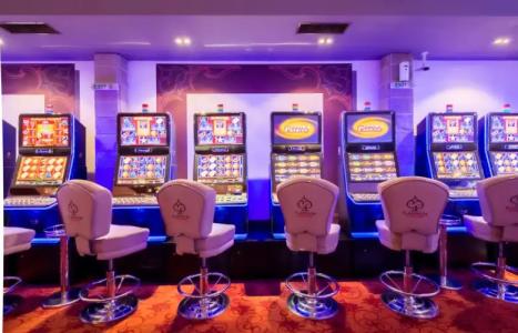 Platinum and Casino Bansko - 13