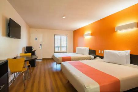 Motel 6 Savannah, GA - Midtown - 4