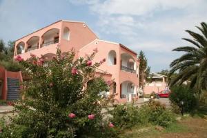 Victoria Hill Hotel, Dassia