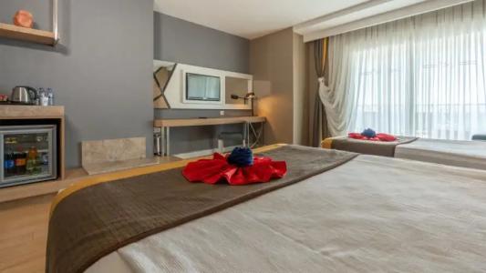 Saturn Palace Resort - 121