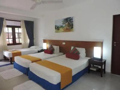 Catamaran Beach - 20