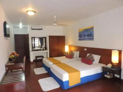 Catamaran Beach - 21