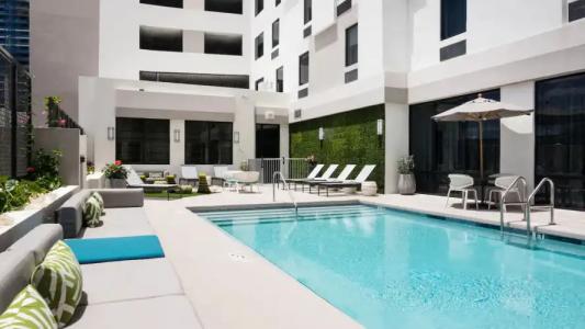 Hampton Inn & Suites by Hilton Miami Wynwood Design District - 14
