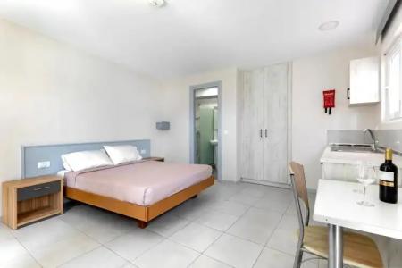 Anixis & Apartments - 2