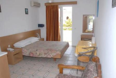 Anixis & Apartments - 28