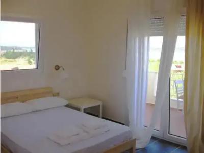 Lofos - the Hill - 18