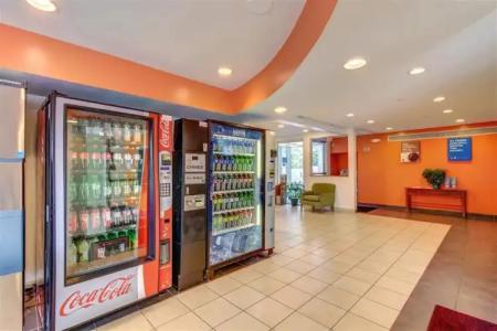 Motel 6 Virginia Beach, VA - 11