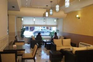 Bristol Hotel, Tirana