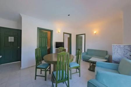 Club Mel Holiday - 94