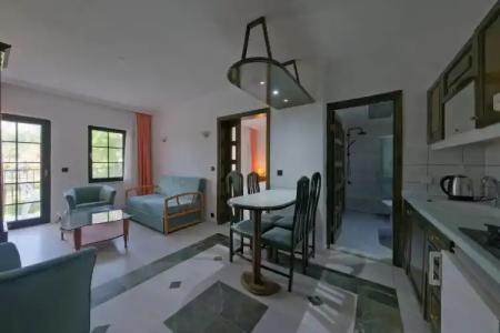 Club Mel Holiday - 110