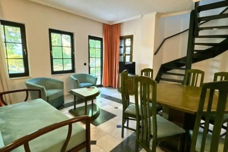 Club Mel Holiday - 98