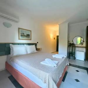 Club Mel Holiday - 1