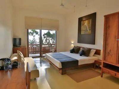 Pandanus Beach Resort & Spa - 56