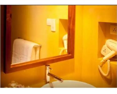 Pandanus Beach Resort & Spa - 51