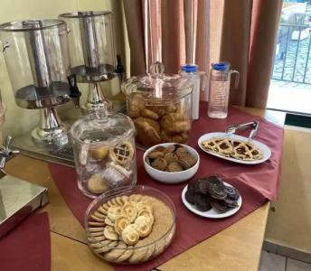 Kerkyra Beach & Apartments - 9