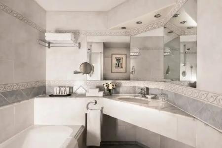 Corinthia St Georges Bay - 36