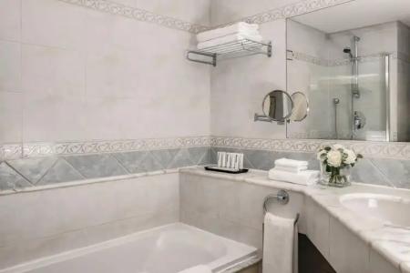 Corinthia St Georges Bay - 8