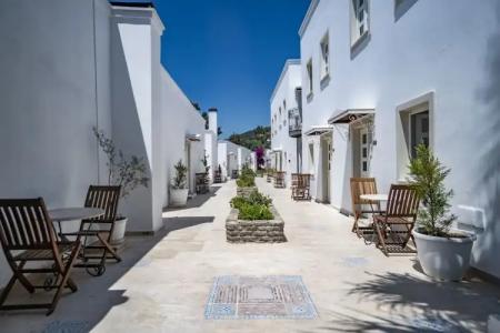 Manzara Boutique - 55