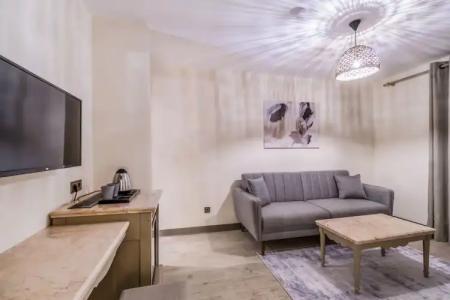 Manzara Boutique - 106