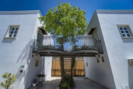 Manzara Boutique - 56