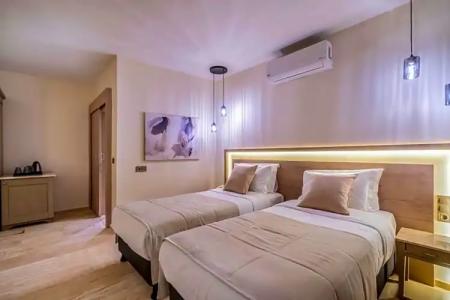 Manzara Boutique - 88