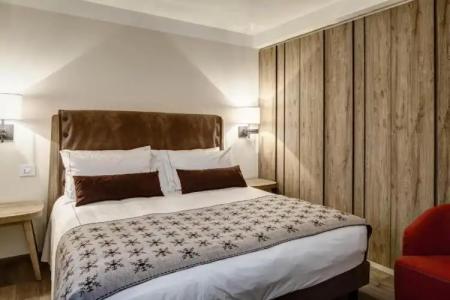 Grand Courmayeur Montblanc by R Collections - 109