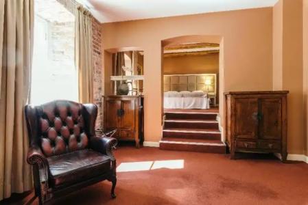 Merchants House - 124