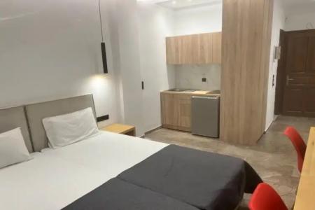 Saint Spyridon Aparthotel - 0