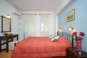 Galazia Studios, Naxos Chora