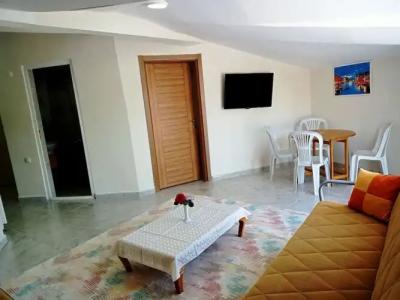 Burak Apart - 38