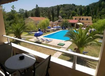 Helena Apartments & Villas - 11