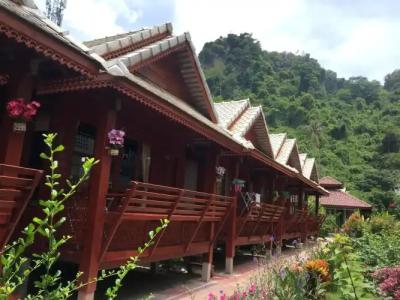 Phi Phi Maiyada Resort- SHA Certified - 33