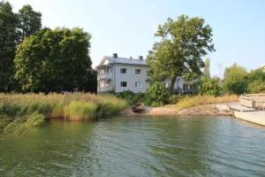 Ceracon Inn, Taalintehdas