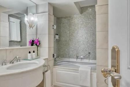 King George, a Luxury Collection, - 54