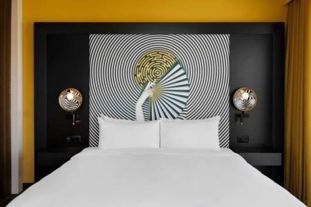 Renaissance Zurich Tower - 68